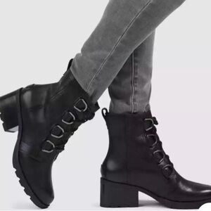 Sorel Cate Lace ups